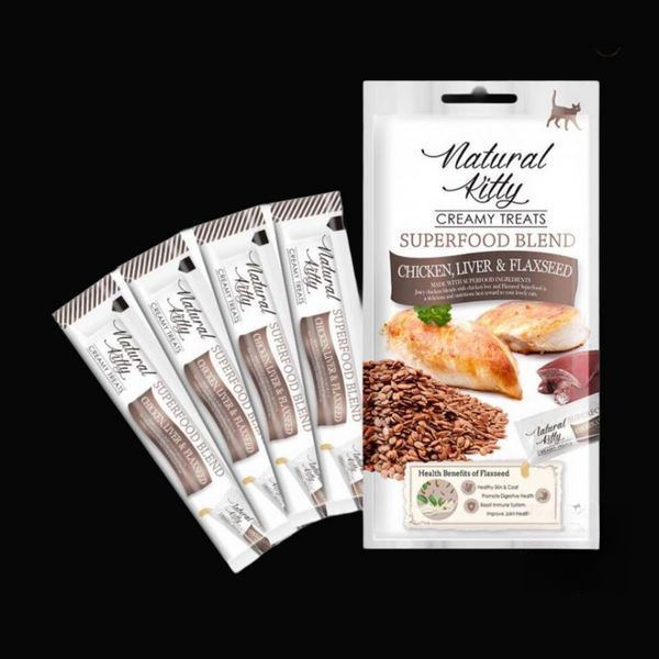 Крем-снек Natural Kitty Creamy Treats зі смаком курки, печінки та насіння льону для кішок, 4х12 г