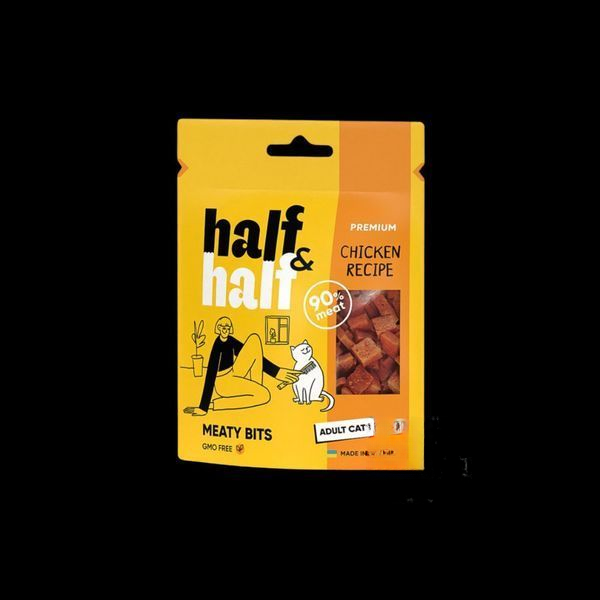Ласощі для котів Half&Half у формі м'ясних шматочків з куркою, 50 г
